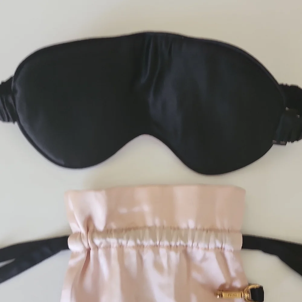 Fendi Pink Blush Silk Sleep Mask - Picture 4 of 6